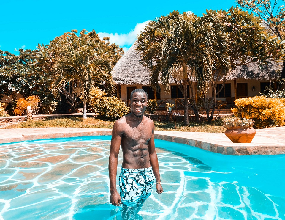 swimming pool 178
